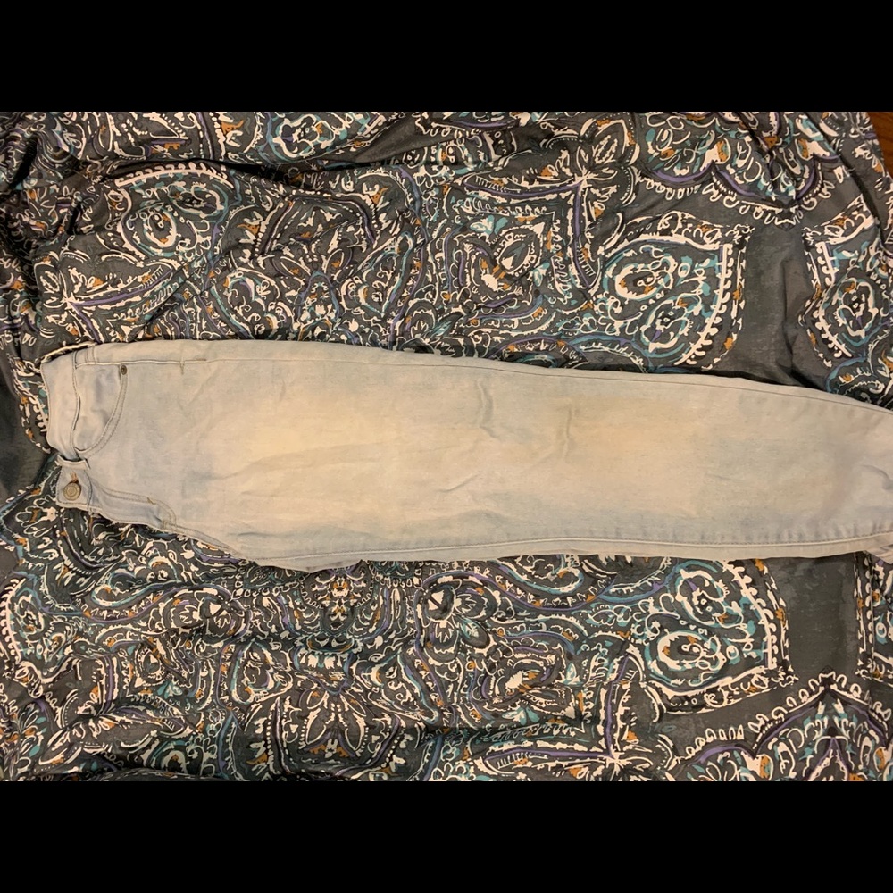 light wash aeropostale jeans